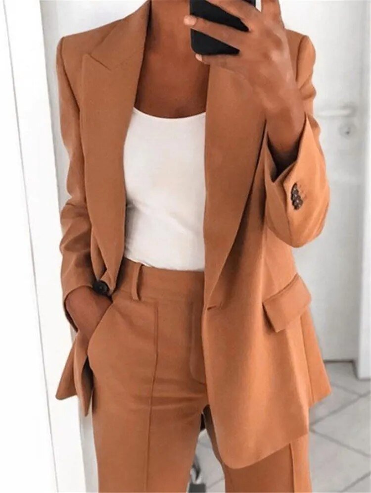 Women's Modern Suit | Elegant
