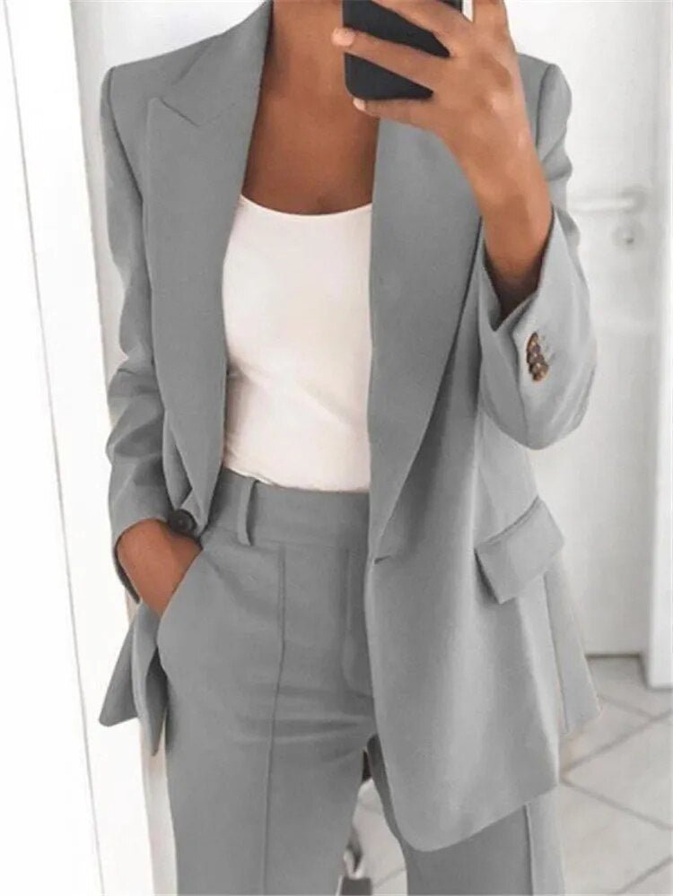 Women's Modern Suit | Elegant