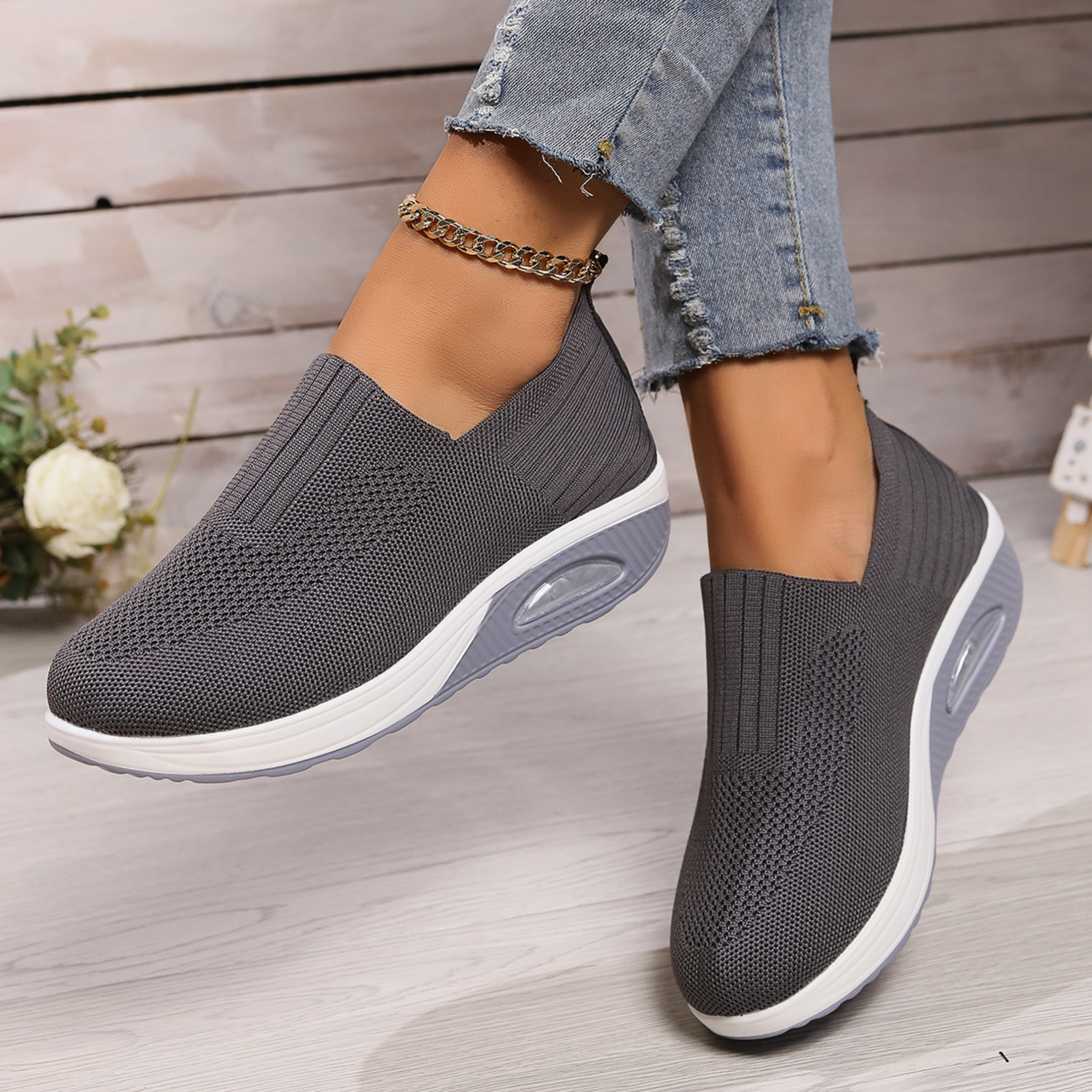 Women’s Modern Sneaker | Comfortable