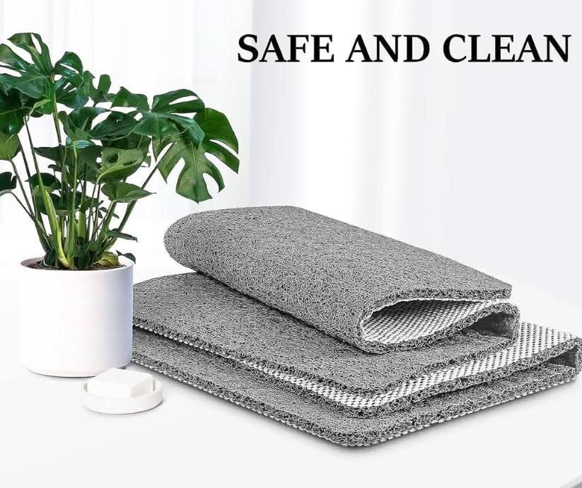 Anti-Slip Shower Mat with Drainage Feature