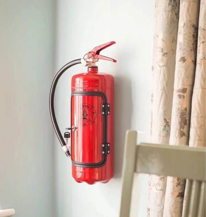 Compact Mini Bar – Concealed Drink Storage Styled as a Fire Extinguisher