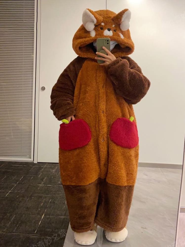 Cozy Red Panda Cartoon Pajama Set for Maximum Comfort and Sleep