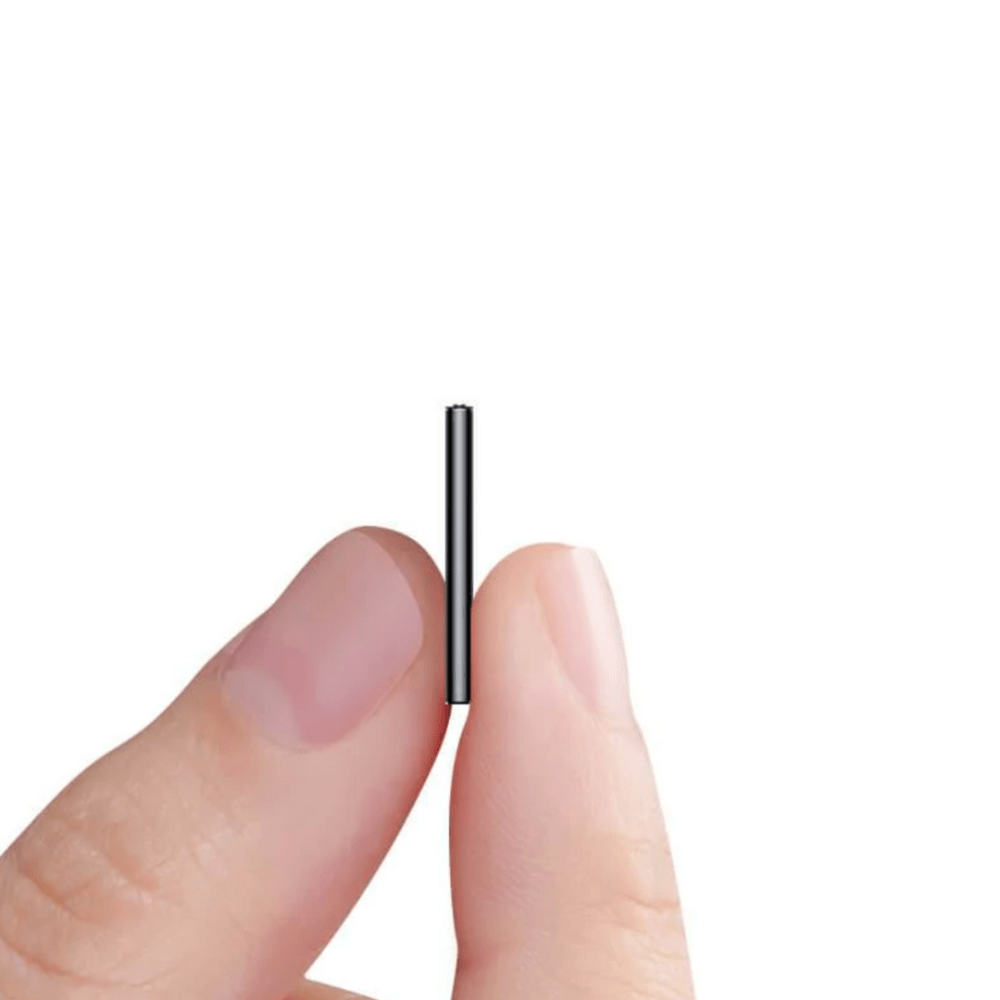Compact Ultra-Light Voice Recorder with Voice Activation and 32 GB Storage
