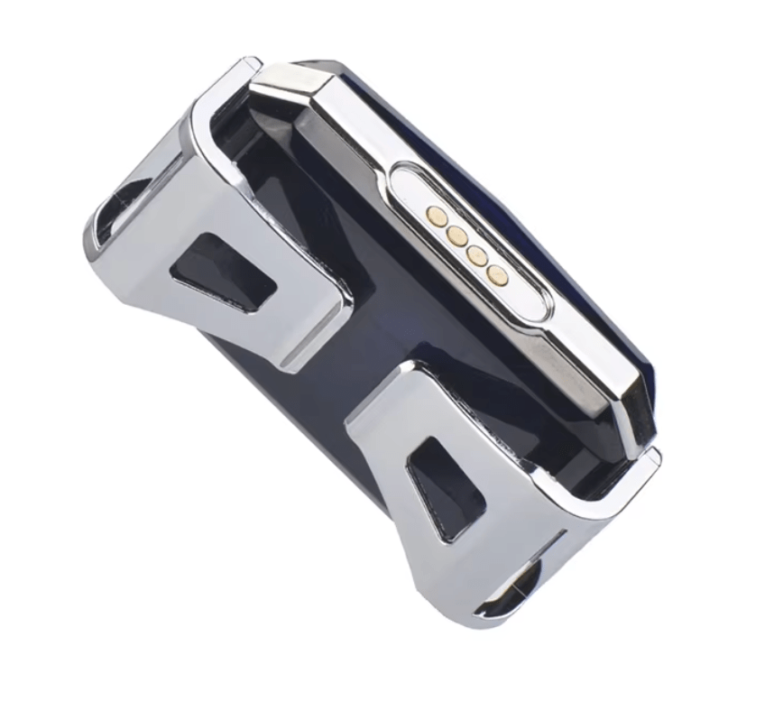 Compact Real-time GPS Tracker for Improved Daily Safety
