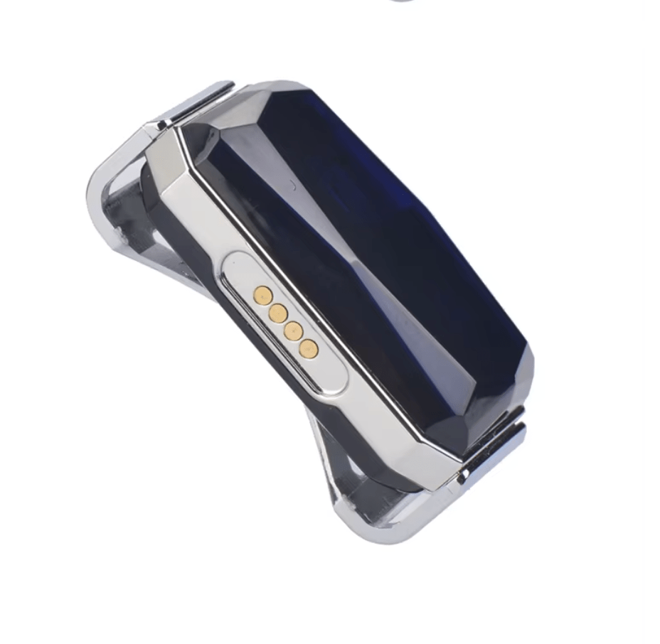 Compact Real-time GPS Tracker for Improved Daily Safety