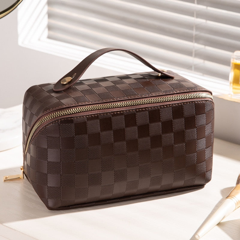 Women's Checked Toiletry Bags | Large Capacity