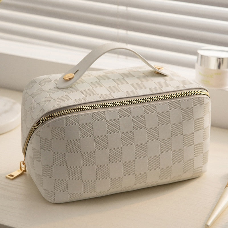 Women's Checked Toiletry Bags | Large Capacity