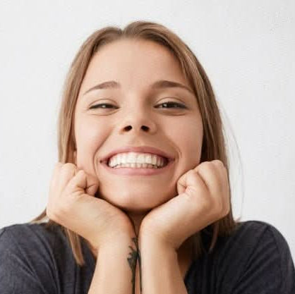 White Dental Lens Prosthesis