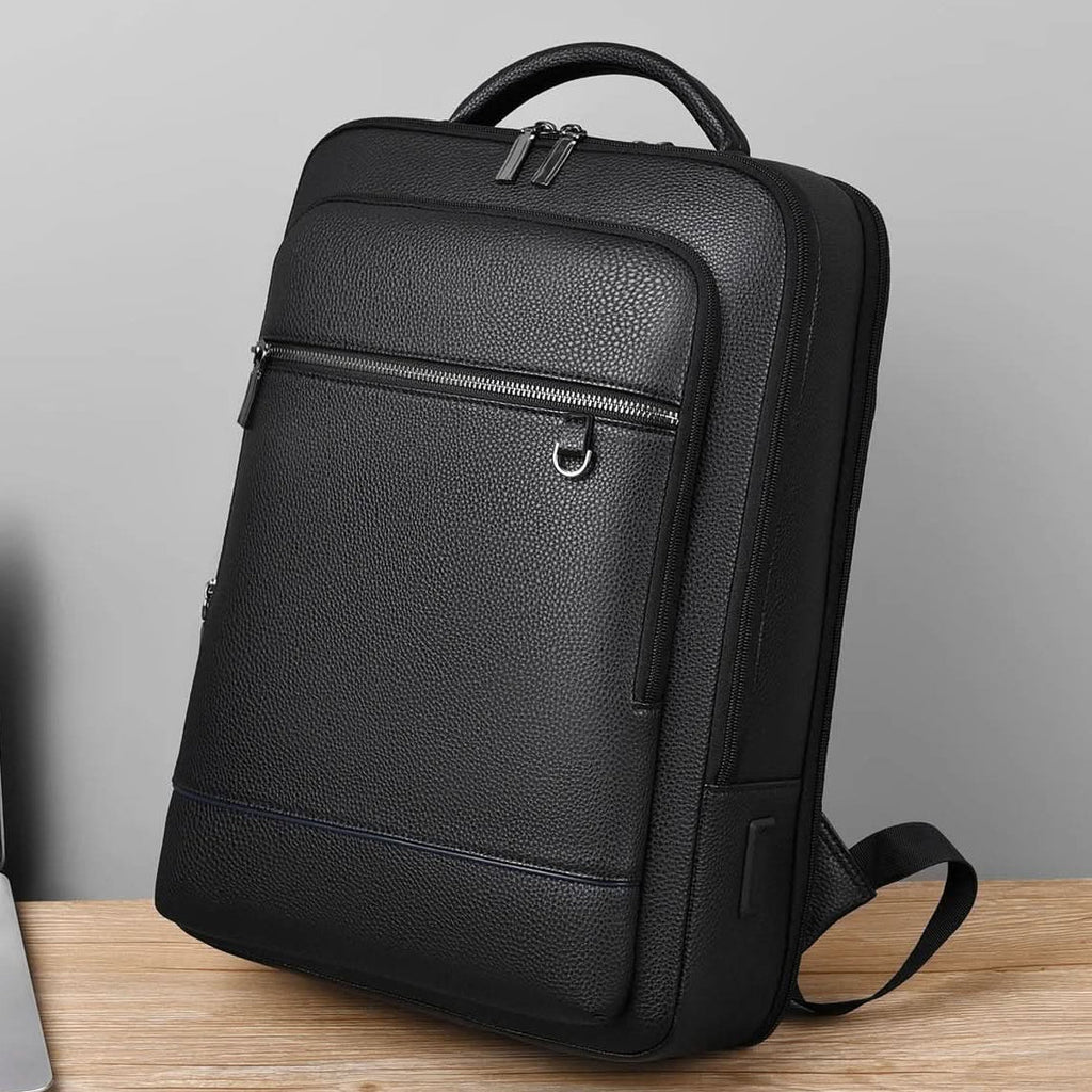 Intelligent USB Backpack for Work and Everyday Use