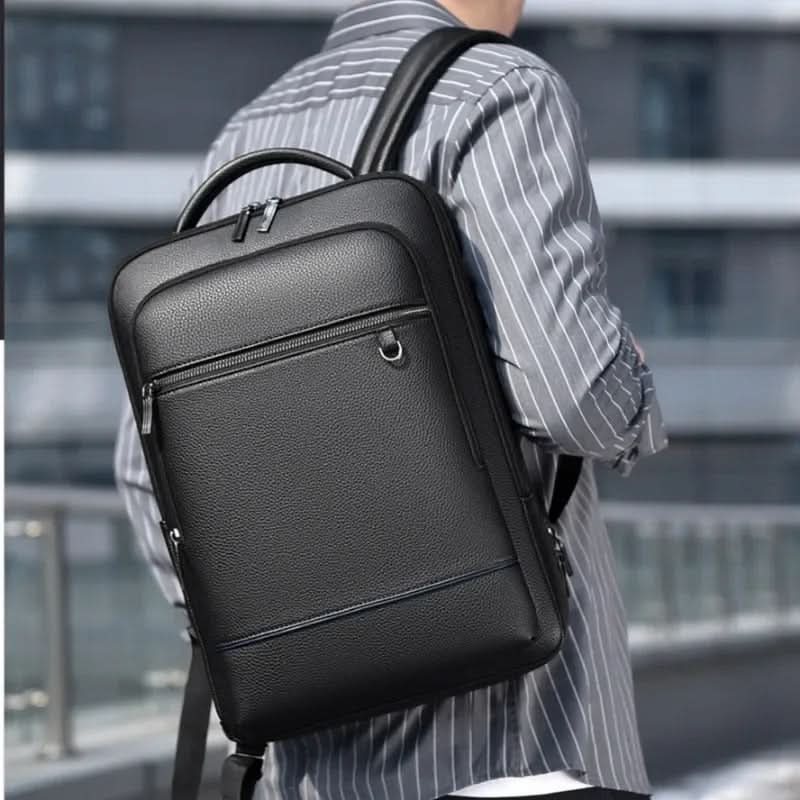 Intelligent USB Backpack for Work and Everyday Use