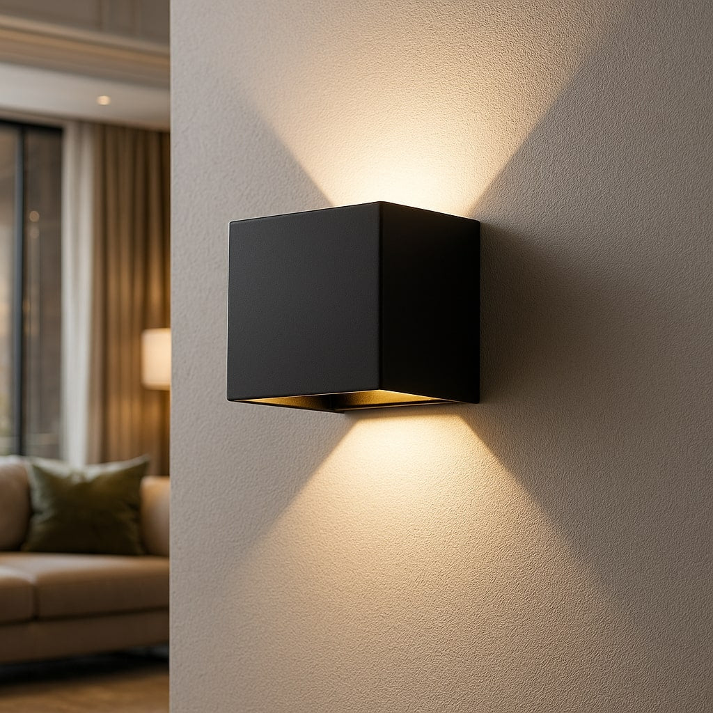 Battery-Operated Wireless Wall Light for Indoor and Outdoor Use | LED Wall Lamp with Sensor in Black and White