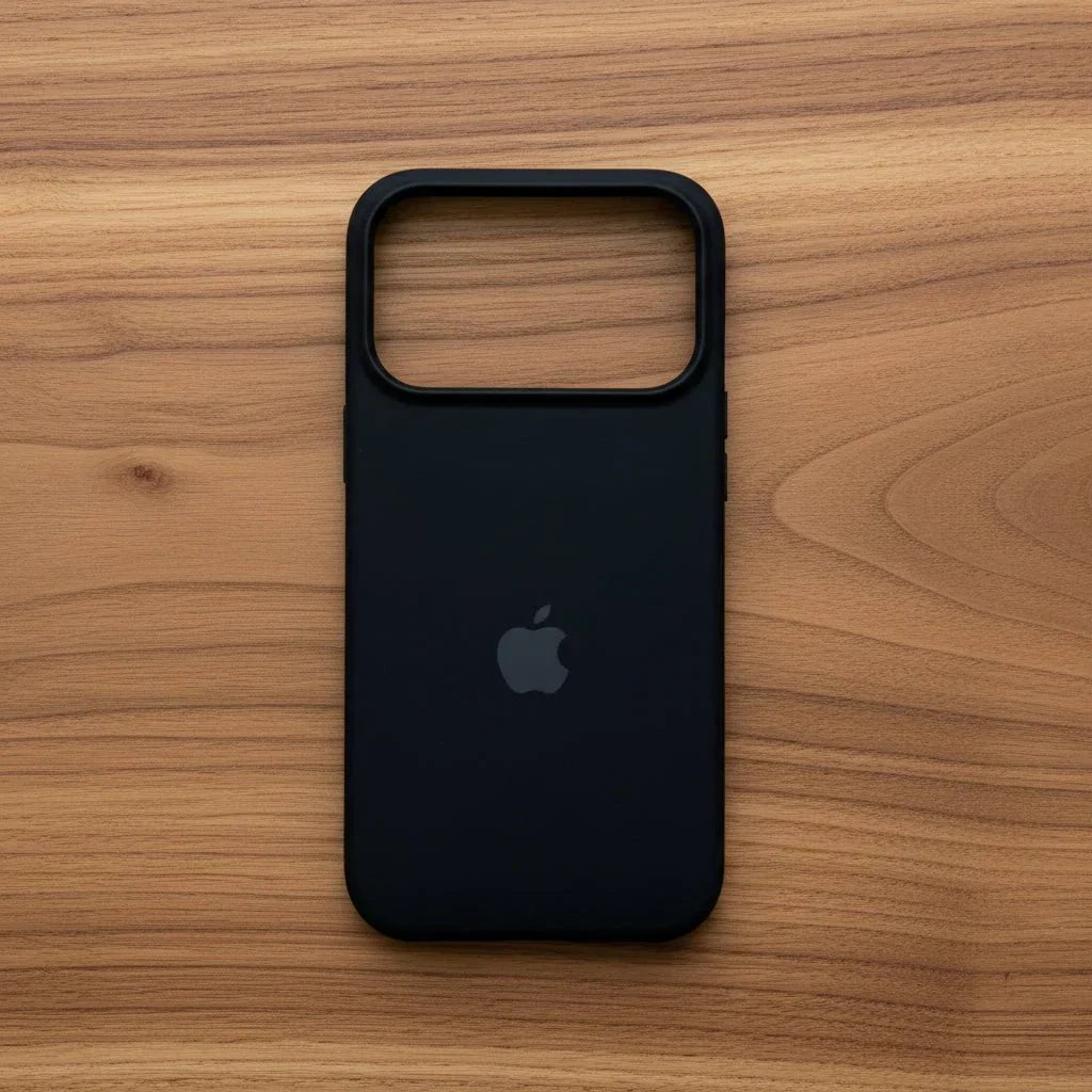 Silicone Case with Soft-Touch Surface Compatible with MagSafe for Smartphones