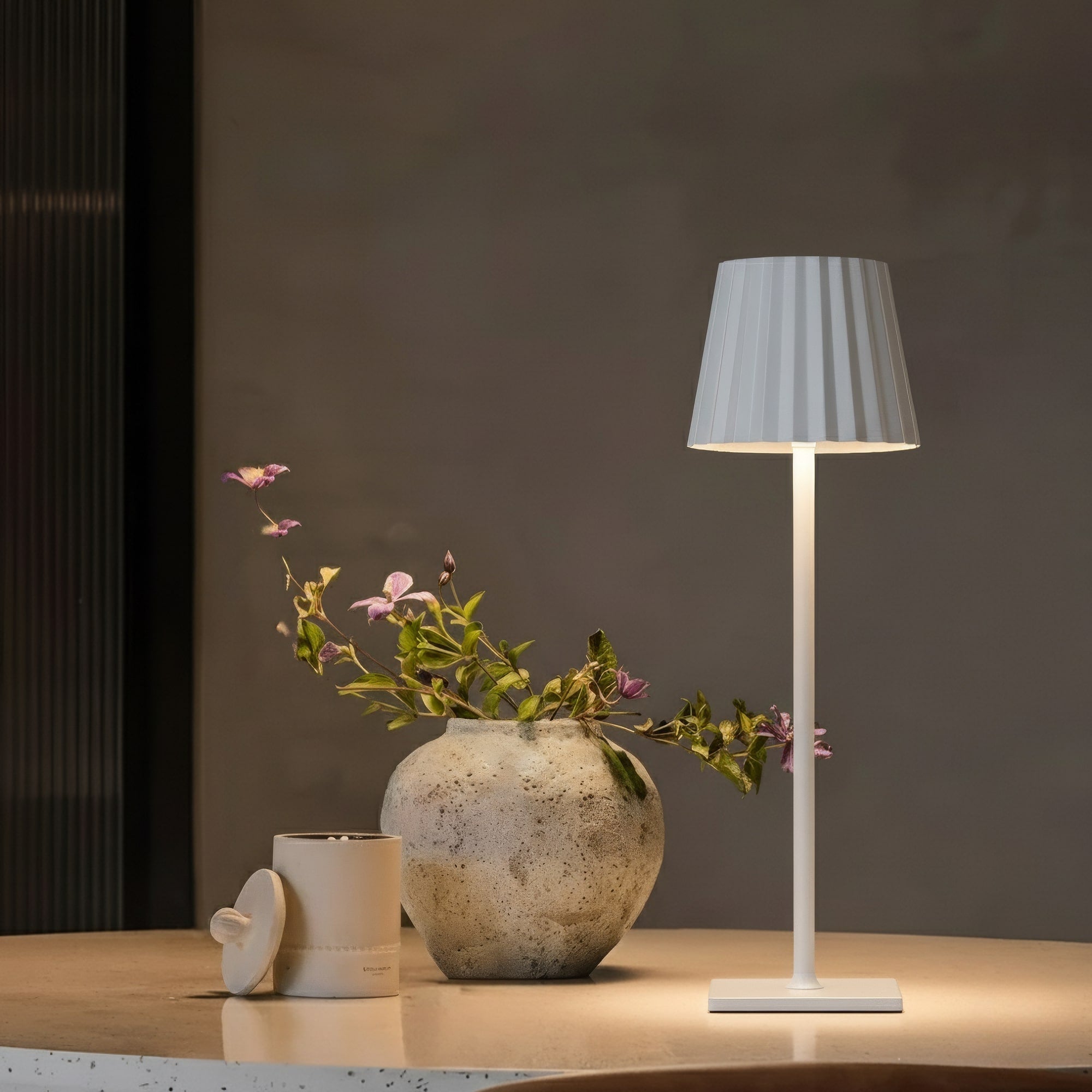 Modern Wireless Table Lamp | Battery-Powered Light for Living Room