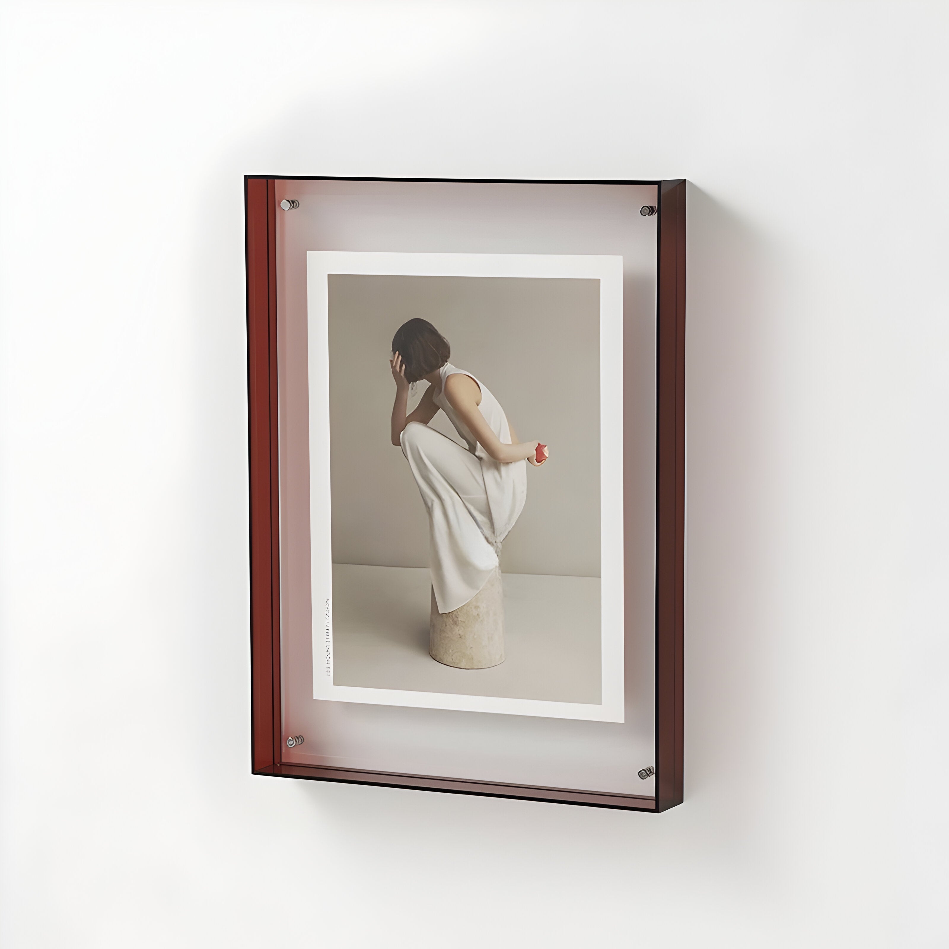 Contemporary Acrylic Photo Frame – Available in Clear and Colored Styles for Image Protection