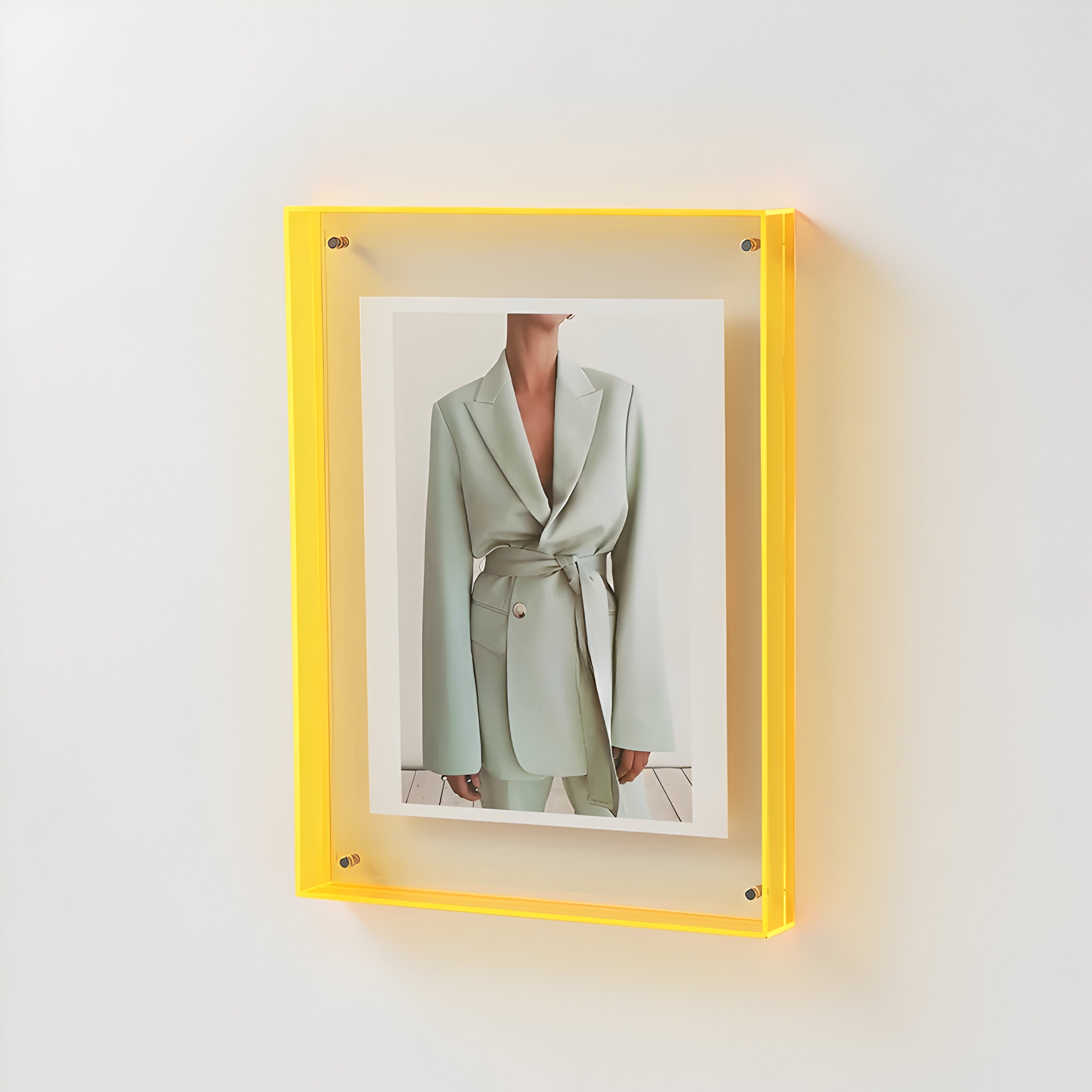 Contemporary Acrylic Photo Frame – Available in Clear and Colored Styles for Image Protection